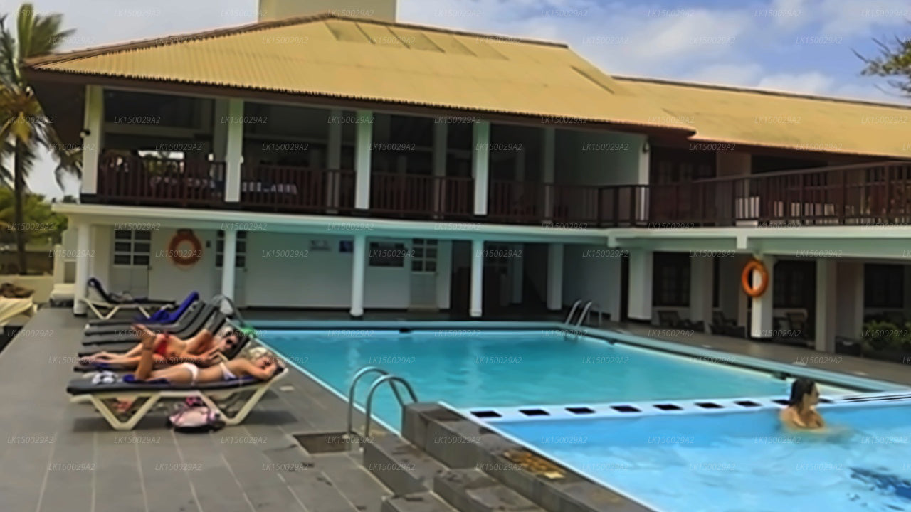 Catamaran Beach Hotel, Negombo