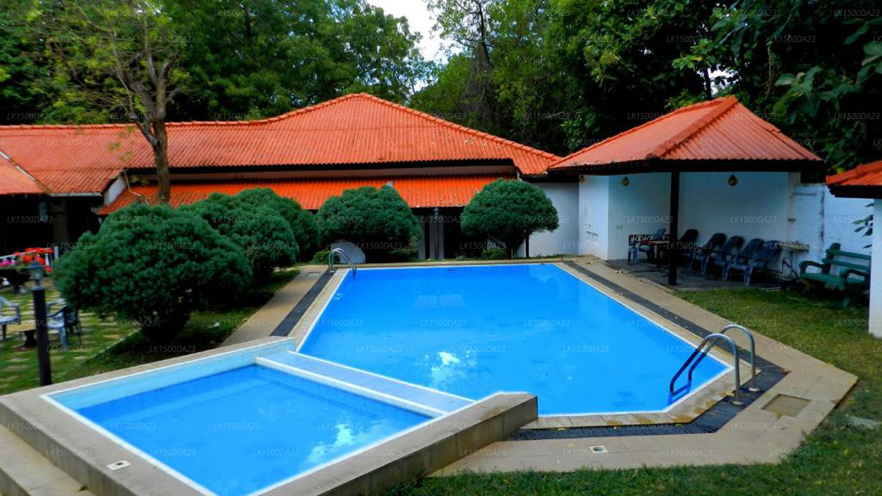 Jayasinghe Holiday Resort, Kataragama