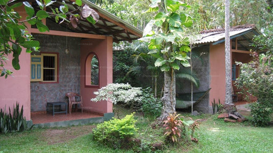Kumbukgahawatta Hotel, Wadduwa