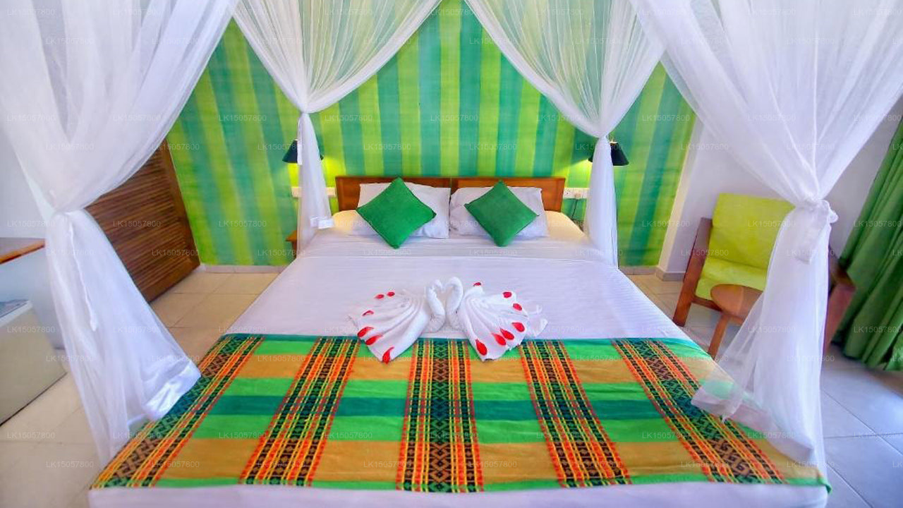 Rockside Beach Resort, Induruwa