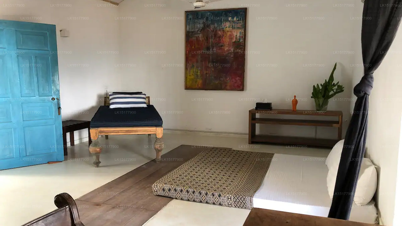 Coco Mari Beach Villa, Hikkaduwa