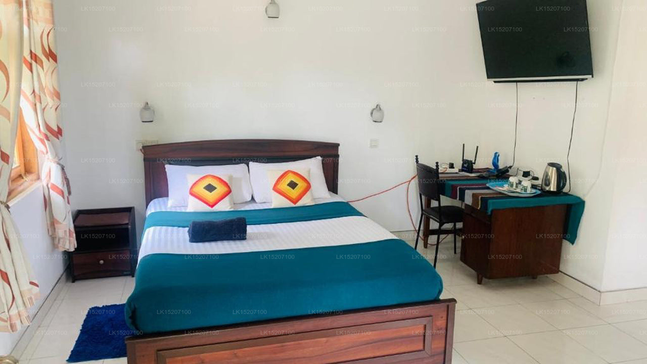 Reefs Edge Resort, Bopitiya