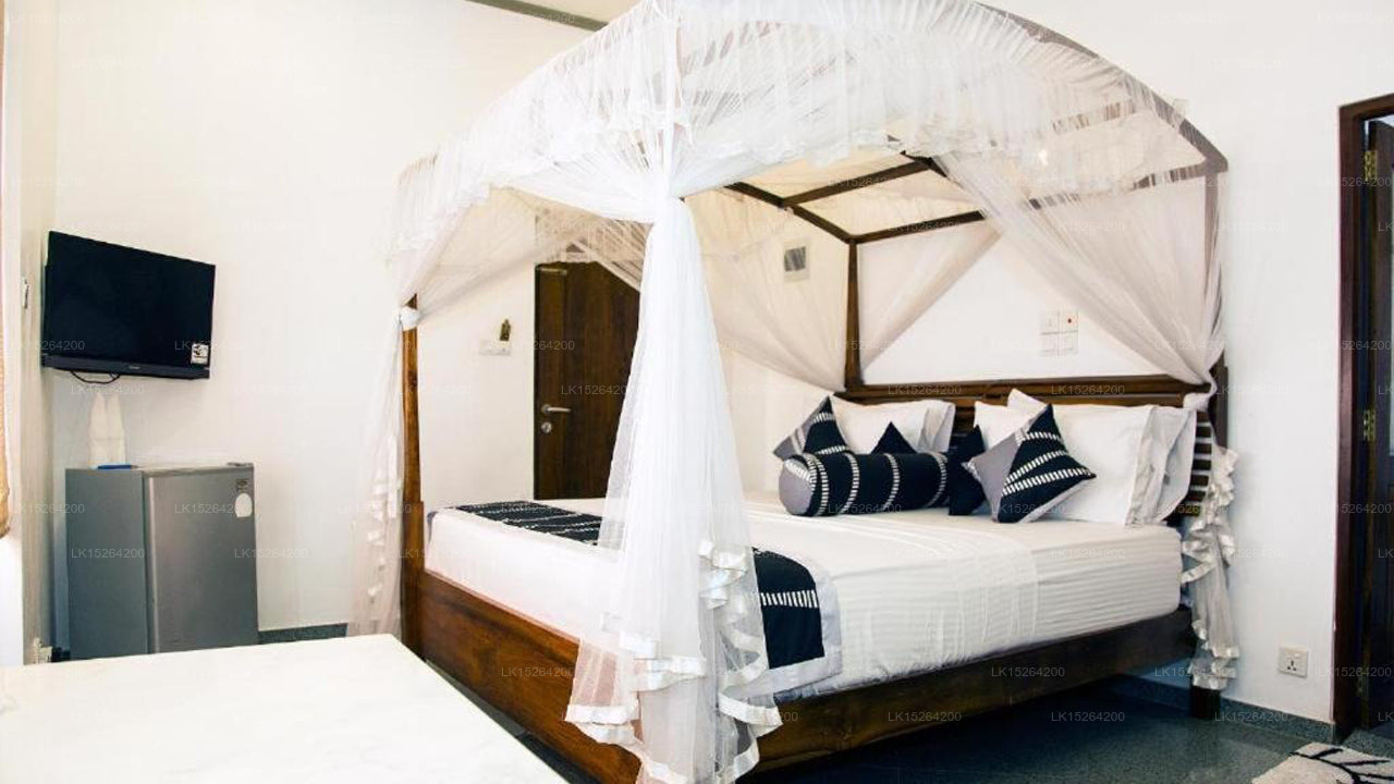 Suriya Arana, Negombo