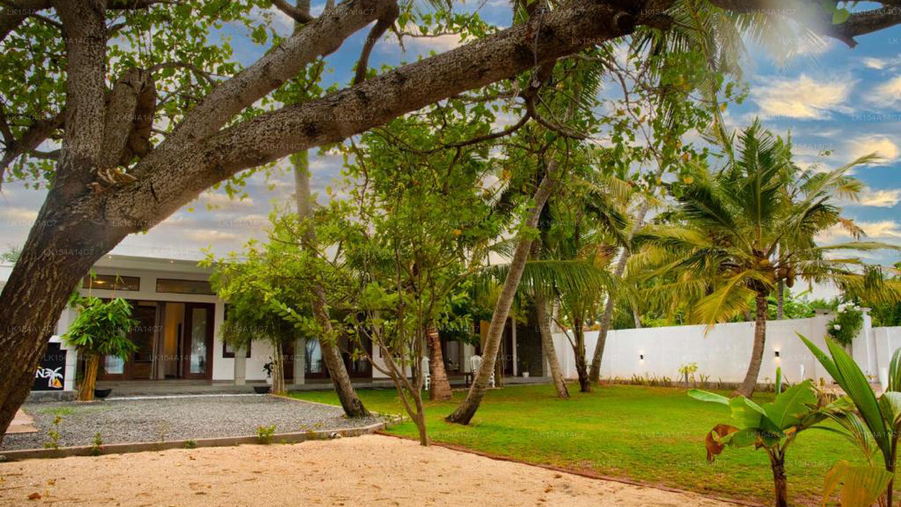 Laguna Hiru, Negombo