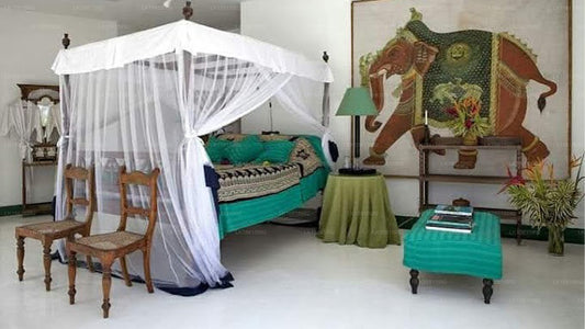 Taprobane Island, Weligama