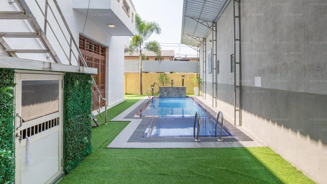 Yoho Villa Safari, Colombo