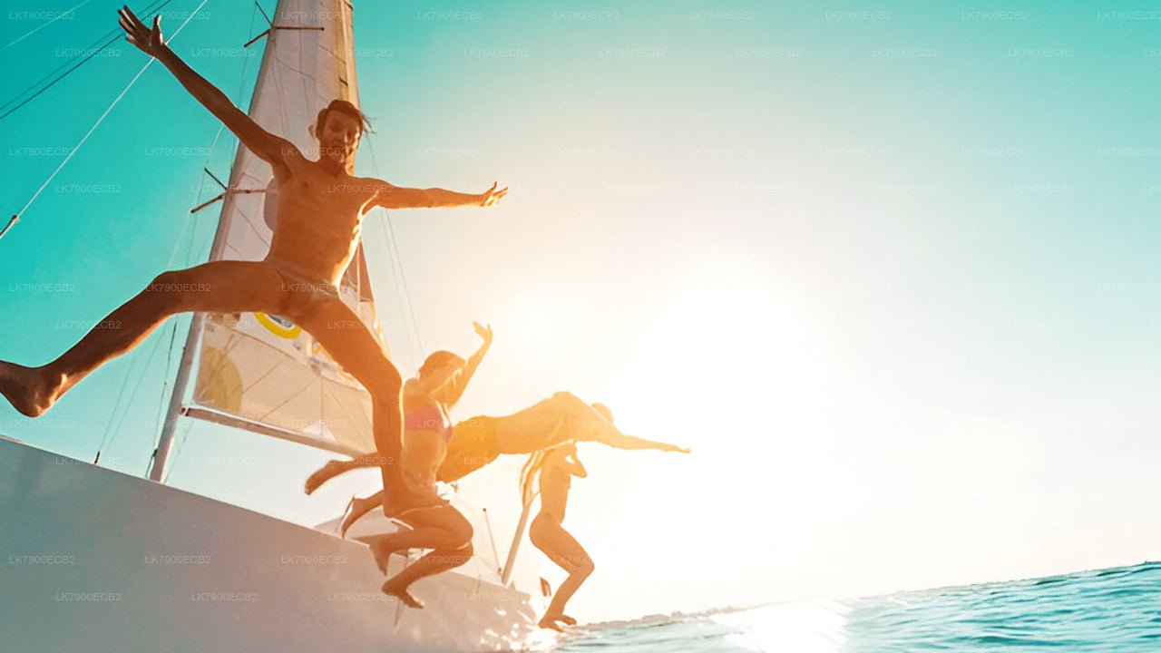 Dvoudenní plavba z Mirissy na lodi Ocean Diamond