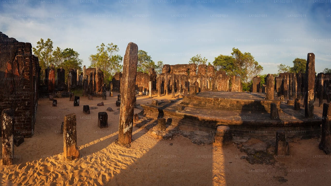 Anuradhapura z Kandy (2 dny)