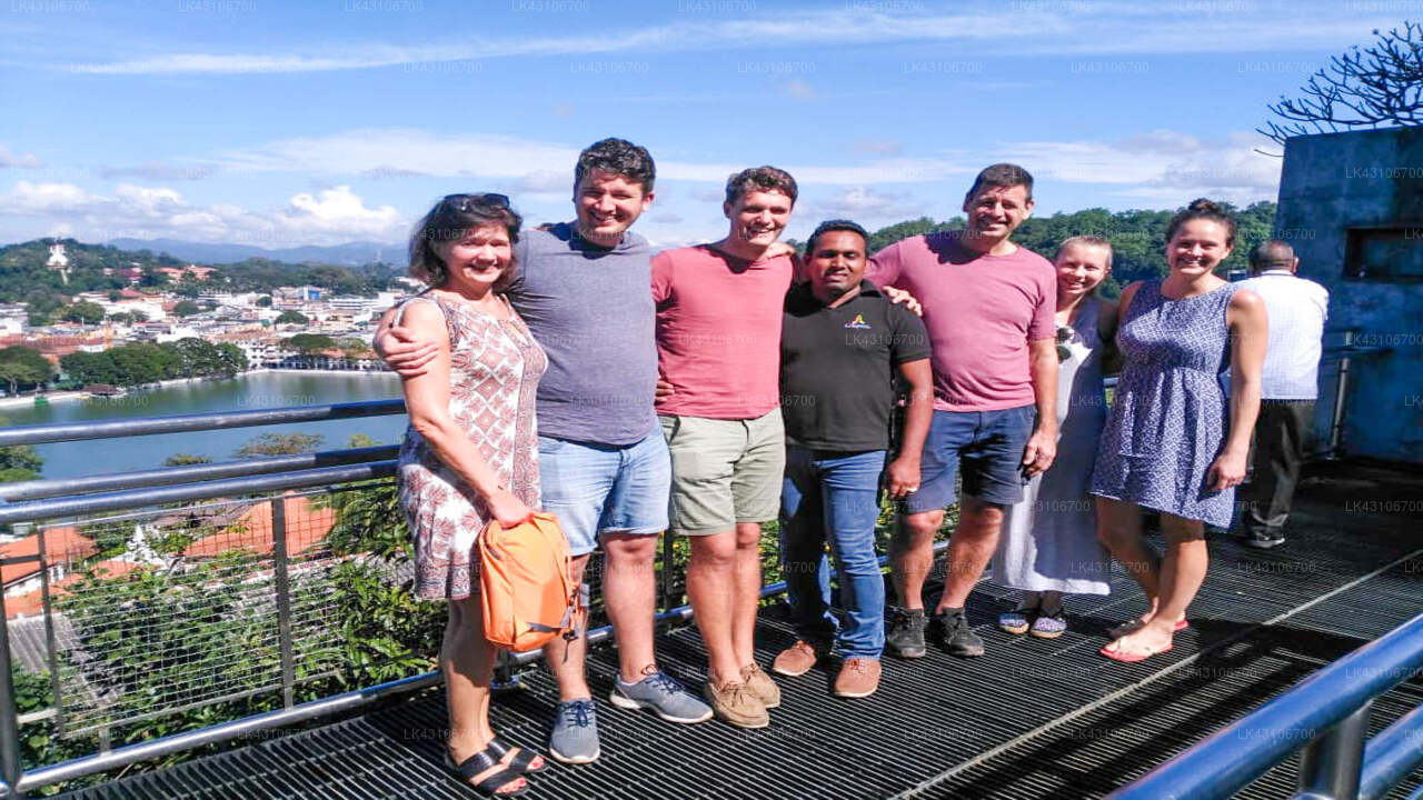 Transfer between Colombo Airport (CMB) and Rest House Anamaduwa, Puttalam