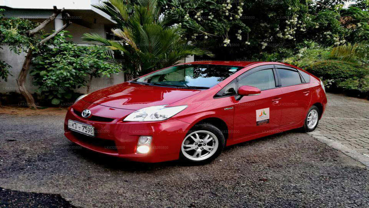 Transfer between Colombo Airport (CMB) and Riva del Sole, Arugam Bay