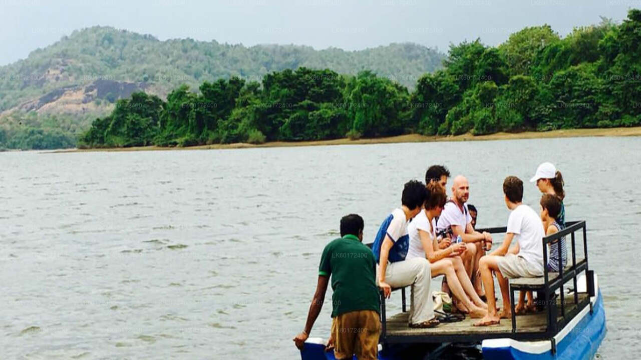 Prohlídka domorodé vesnice z Kandy