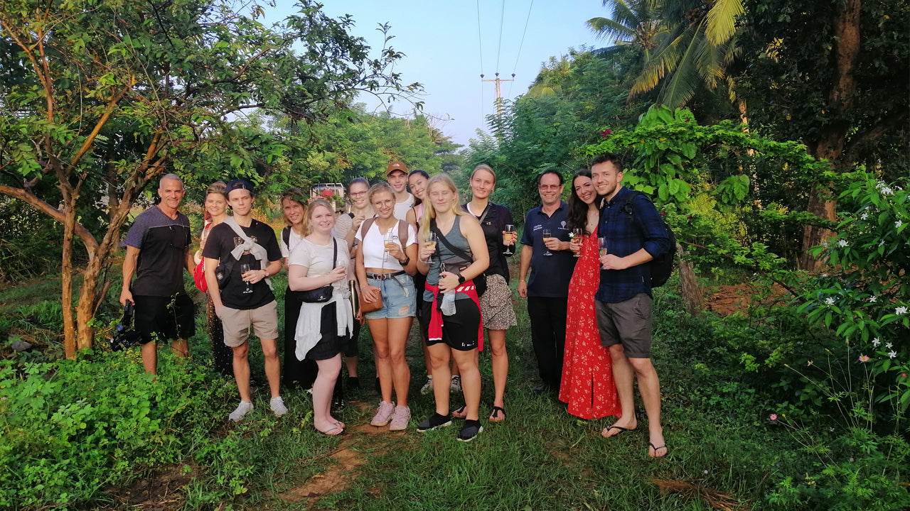 Let horkovzdušným balonem z Dambully