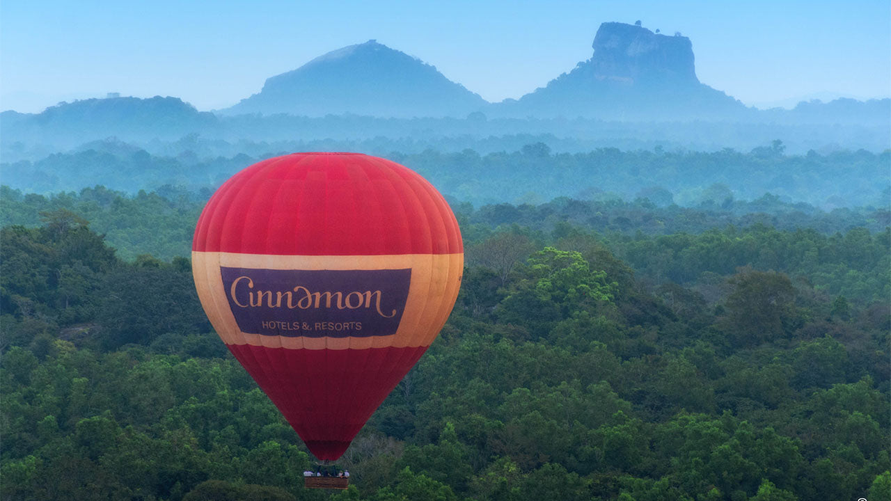 Let horkovzdušným balonem z Kandalamy