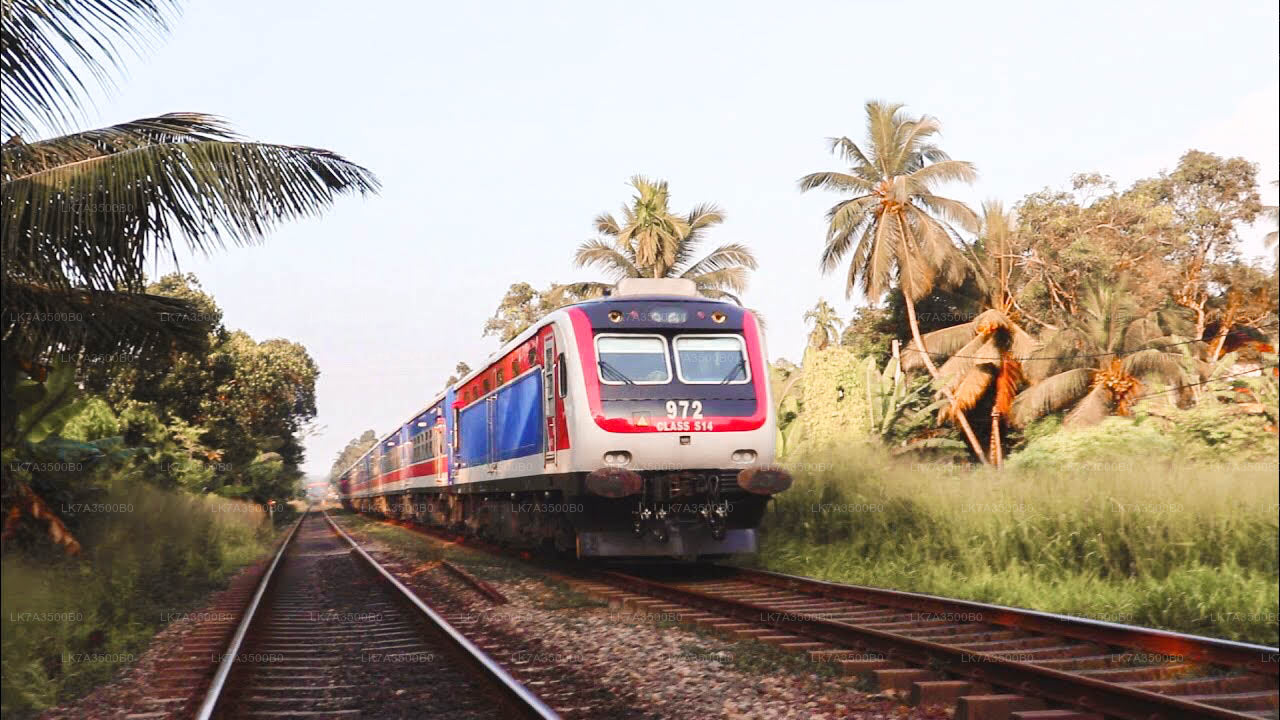 Jízda vlakem z Kandy do Elly (vlak č.: 1015 „Udarata Menike“)